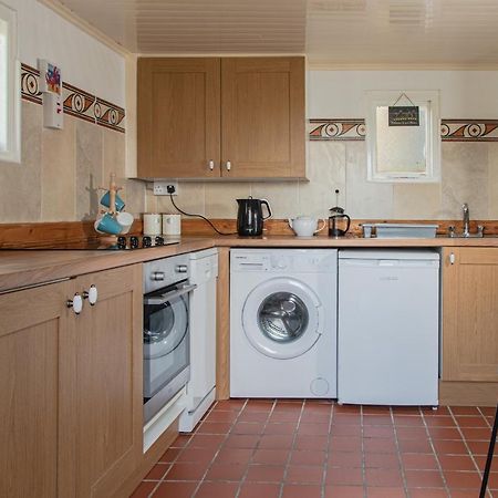 1844 Seascape Cottage Is Located On The Wild Atlantic Way Fanore Εξωτερικό φωτογραφία