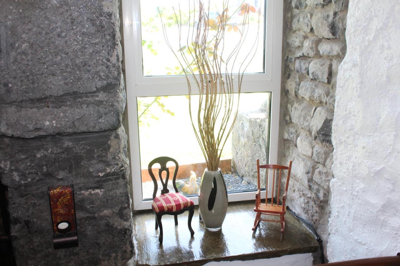 1844 Seascape Cottage Is Located On The Wild Atlantic Way Fanore Εξωτερικό φωτογραφία
