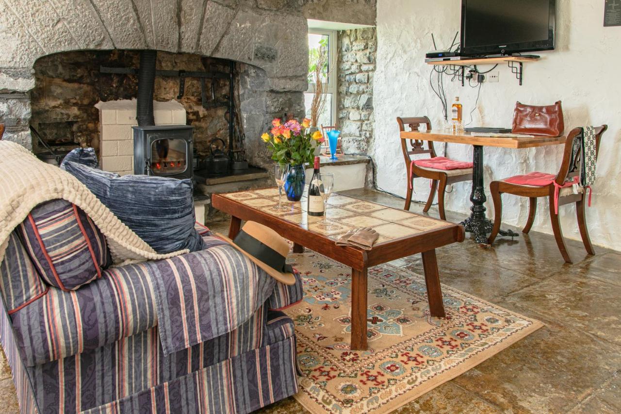 1844 Seascape Cottage Is Located On The Wild Atlantic Way Fanore Εξωτερικό φωτογραφία
