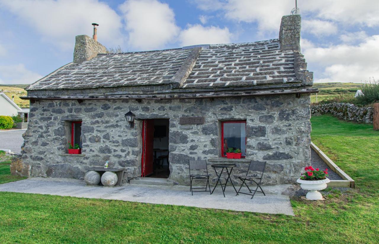 1844 Seascape Cottage Is Located On The Wild Atlantic Way Fanore Εξωτερικό φωτογραφία